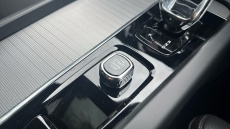 Volvo XC60 2.0 B5P Ultra Black Edition 5dr AWD Geartronic Petrol Estate